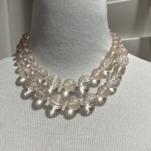 ❤️FINAL❤️Beautiful vintage pale pink beaded necklace